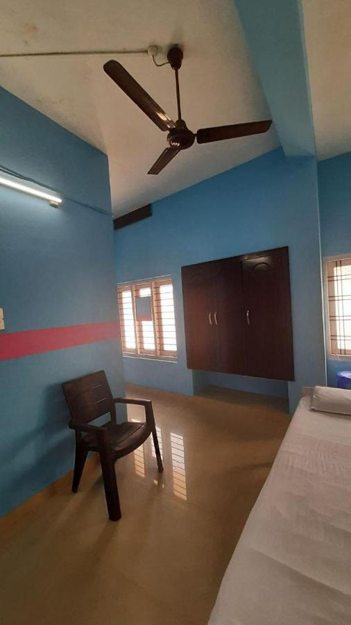 Zaina Tourist Home Kollam Exterior foto