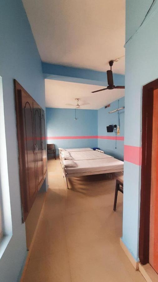 Zaina Tourist Home Kollam Exterior foto