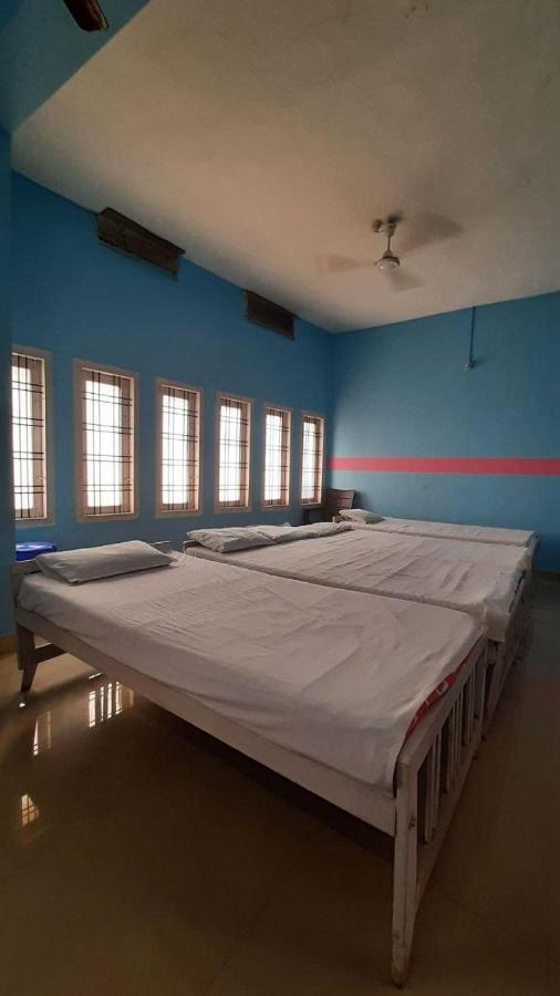 Zaina Tourist Home Kollam Exterior foto